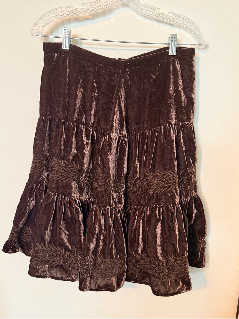 BCBGMaxAzria crushed velvet peasant skirt intricate embroidered Brown Sz 4